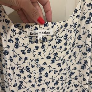 Reformation size 6 floral slit dress